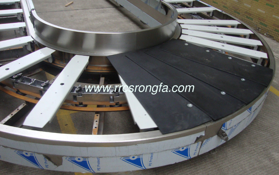 Baggage reclaim carousel. flat carousel. flat plate carousel. plane baggage carousel. horizaontal claim conveyor